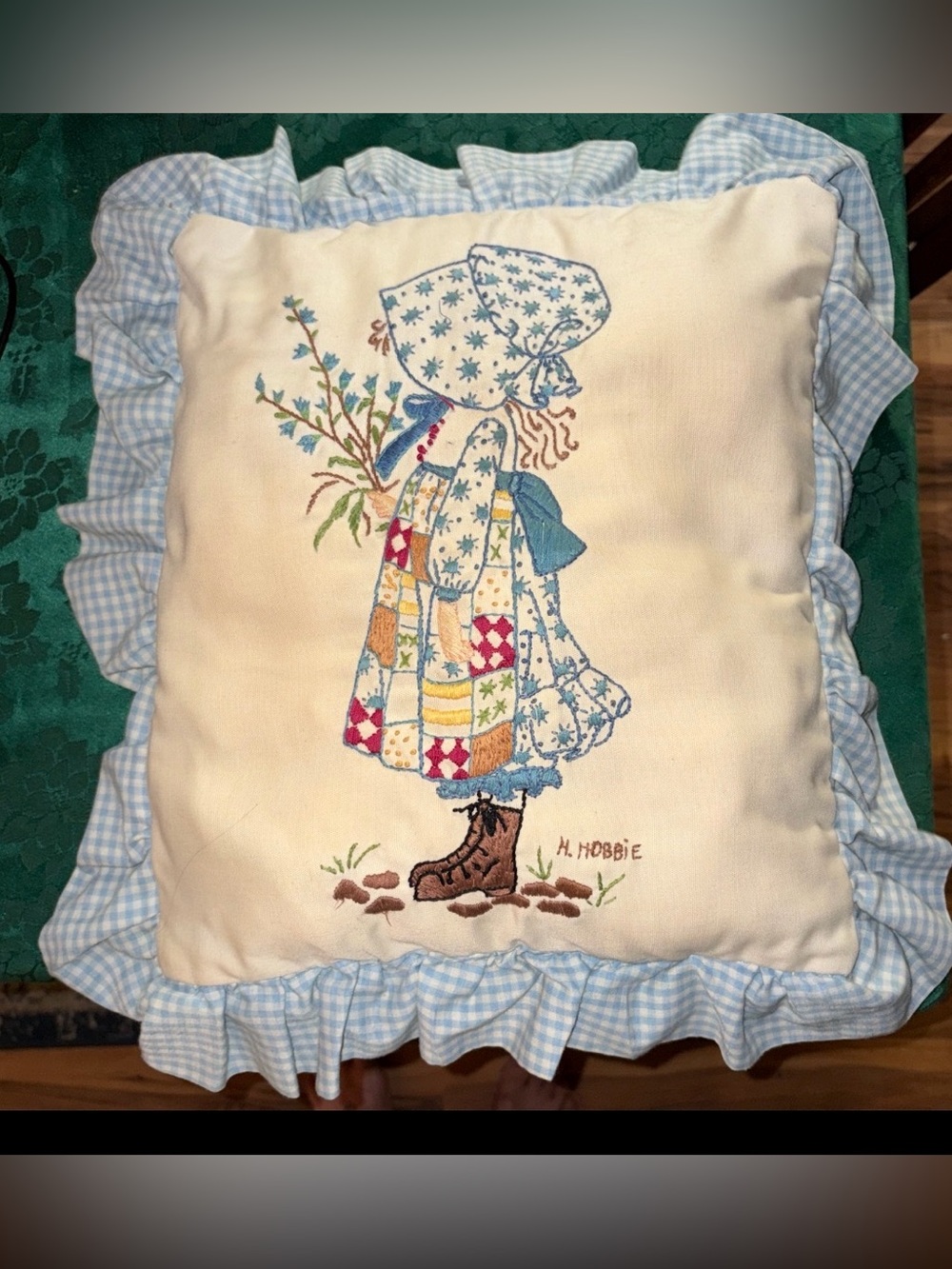 🍁Vintage Holly Hobbie Embroidered Decorative Pillow Blue & White Gingham Ruffle🍁